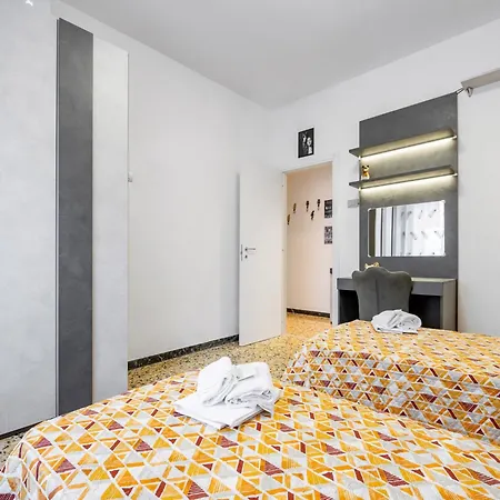 Guesthost - Woodstick House Apartment