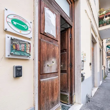 Woodstick House La Spezia