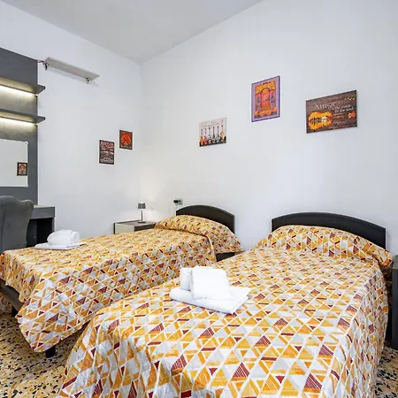 Woodstick House * La Spezia